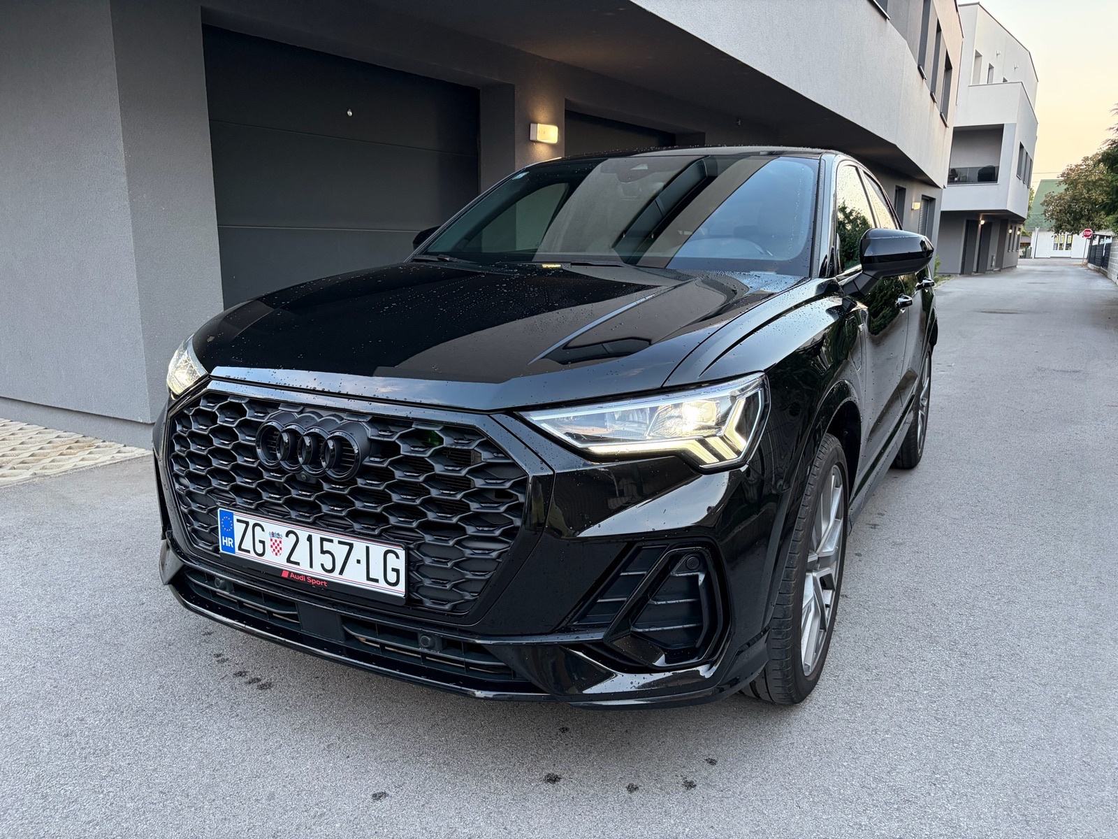 ⭐️AUDI Q3 SPORTBACK S LINE 45 TFSI e 245KS NAVI KAMERA 360 LED U PDV⭐️, fotografija 11