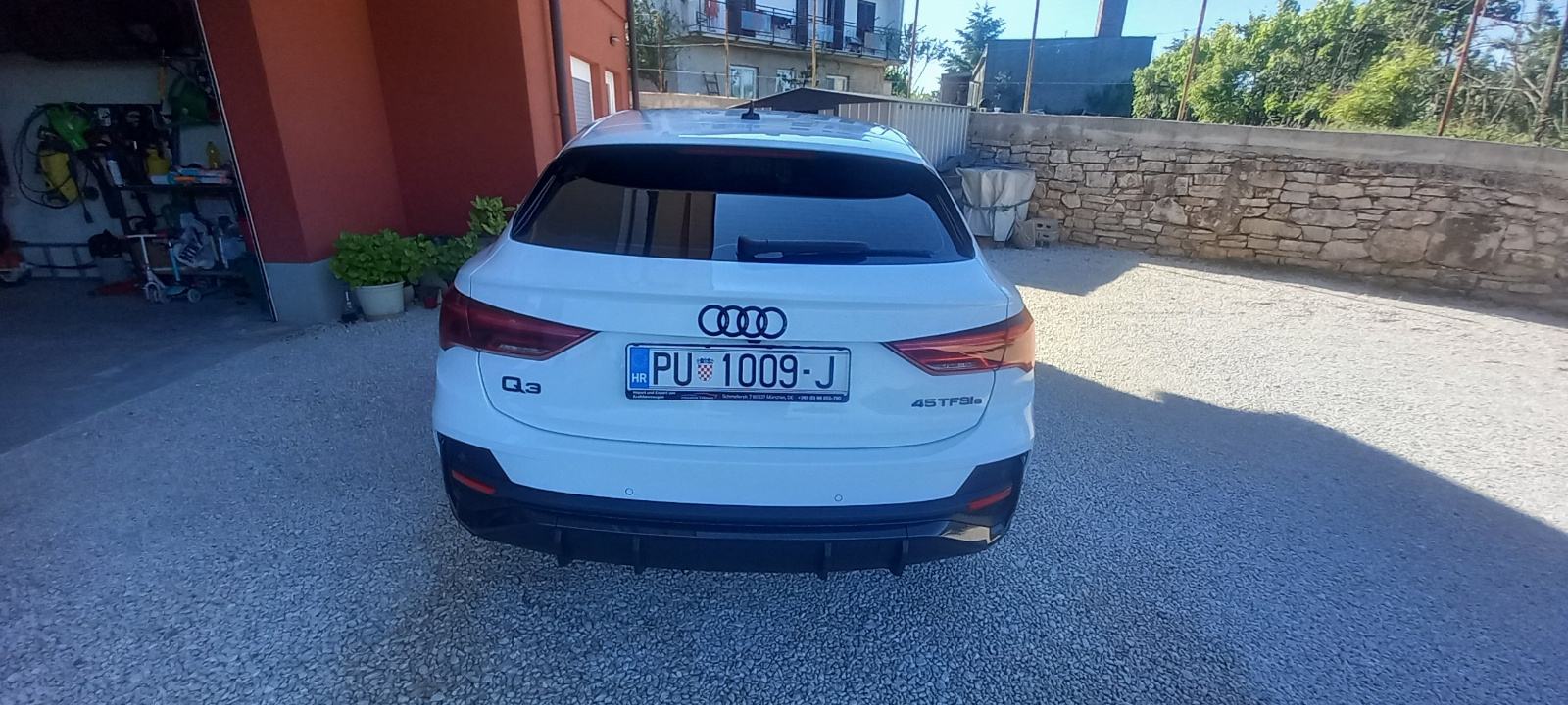 Audi Q3 sportback plug-in, fotografija 5