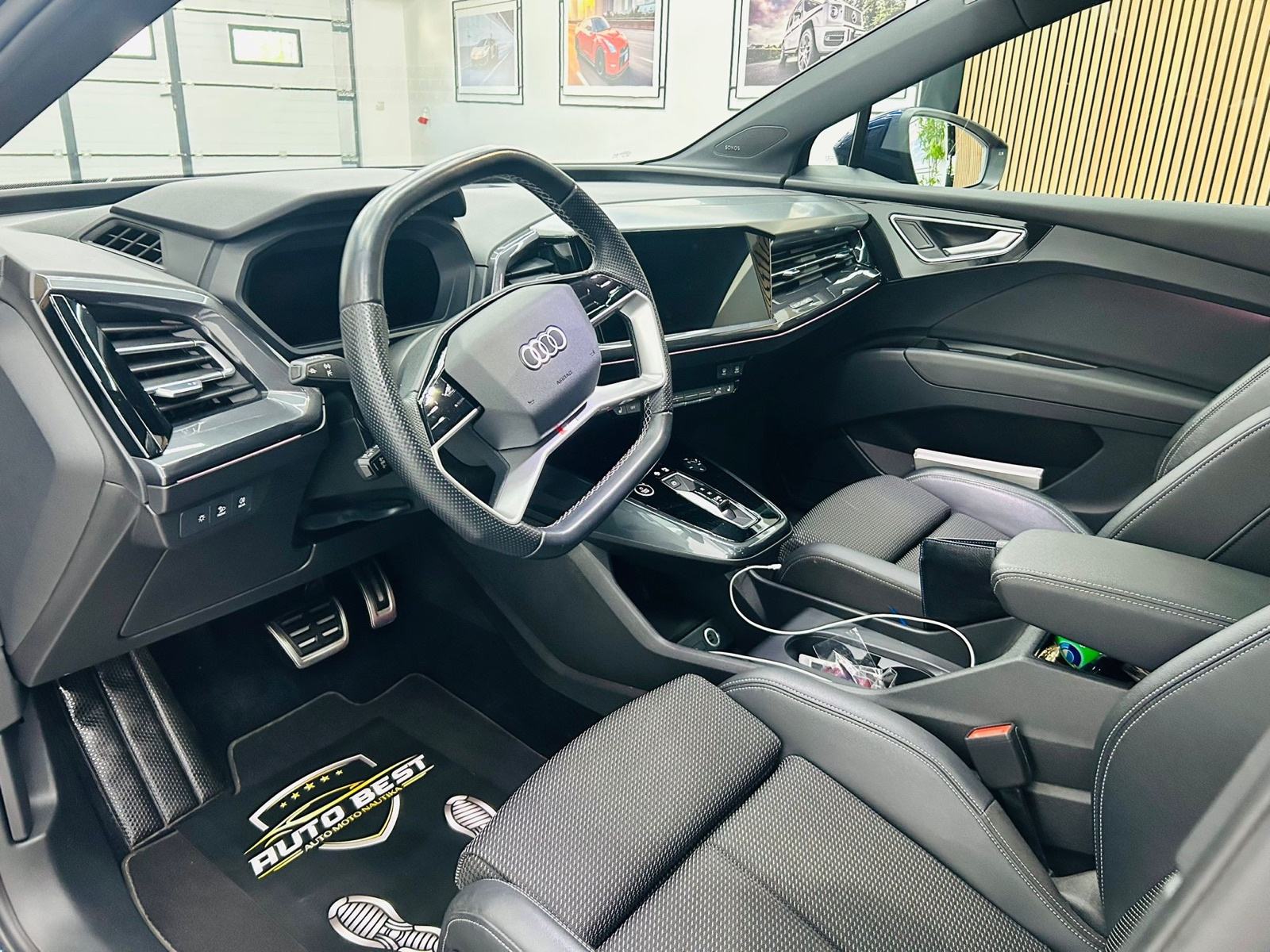 Audi Q4 40 E-TRON, fotografija 6