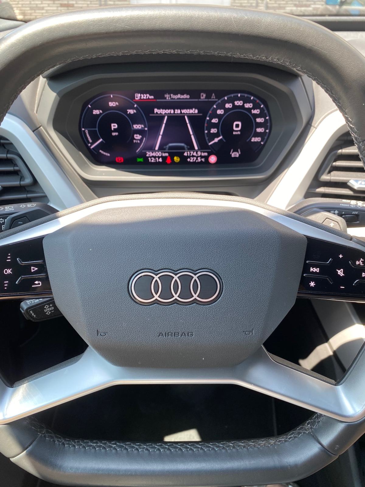 Audi Q4 40 e-tron, fotografija 8