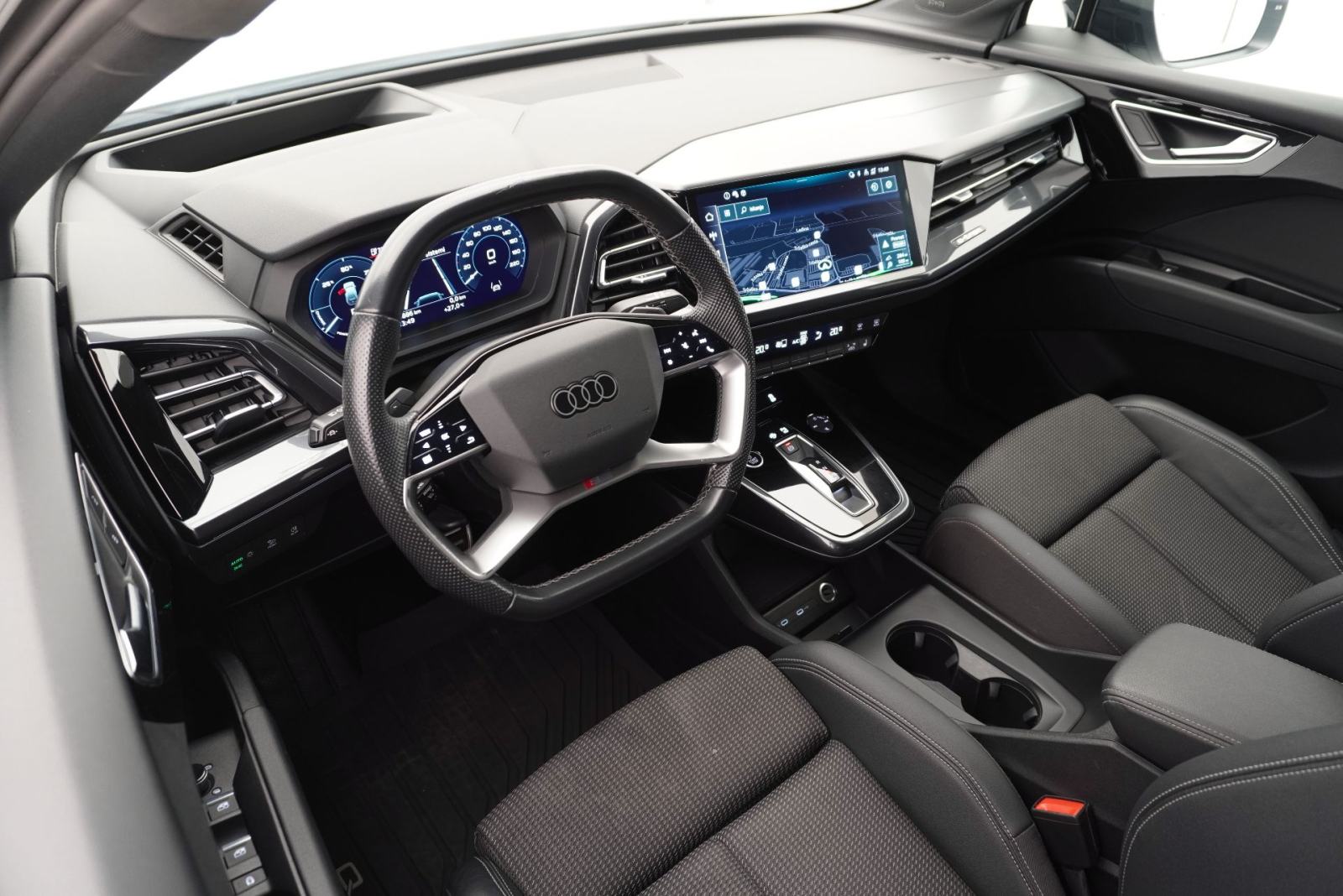 Audi Q4 45 e-tron quattro S Line | Cjena uključuje troškove uvoza, fotografija 10