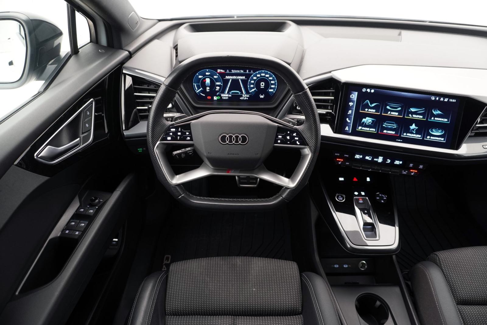 Audi Q4 45 e-tron quattro S Line | Cjena uključuje troškove uvoza, fotografija 11
