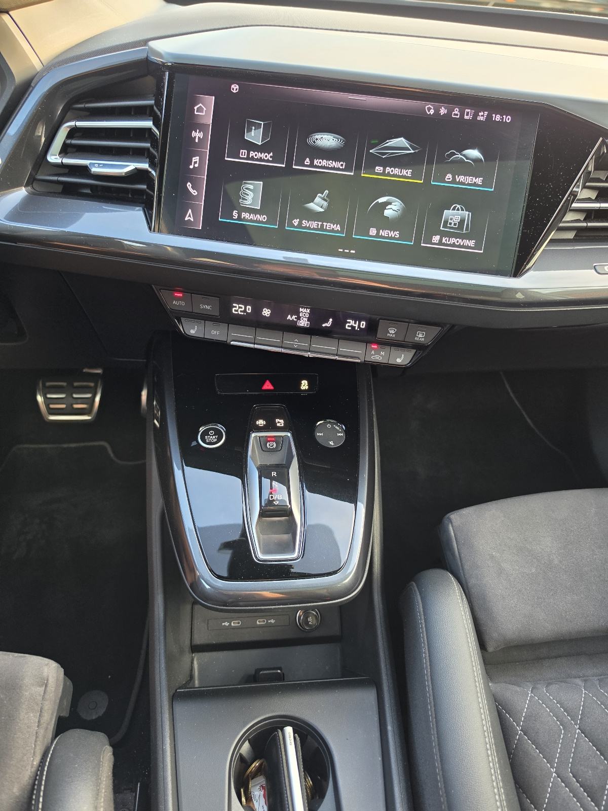 Audi Q4 50 e-tron quattro, S line, fotografija 15