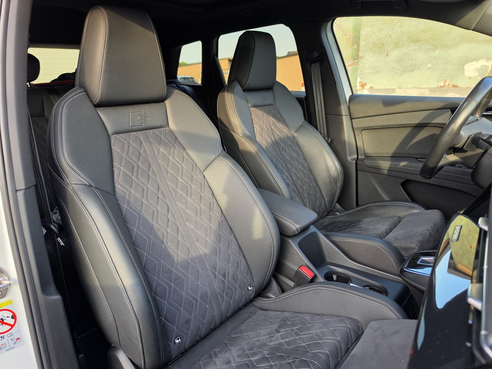 Audi Q4 50 e-tron quattro, S line, fotografija 9