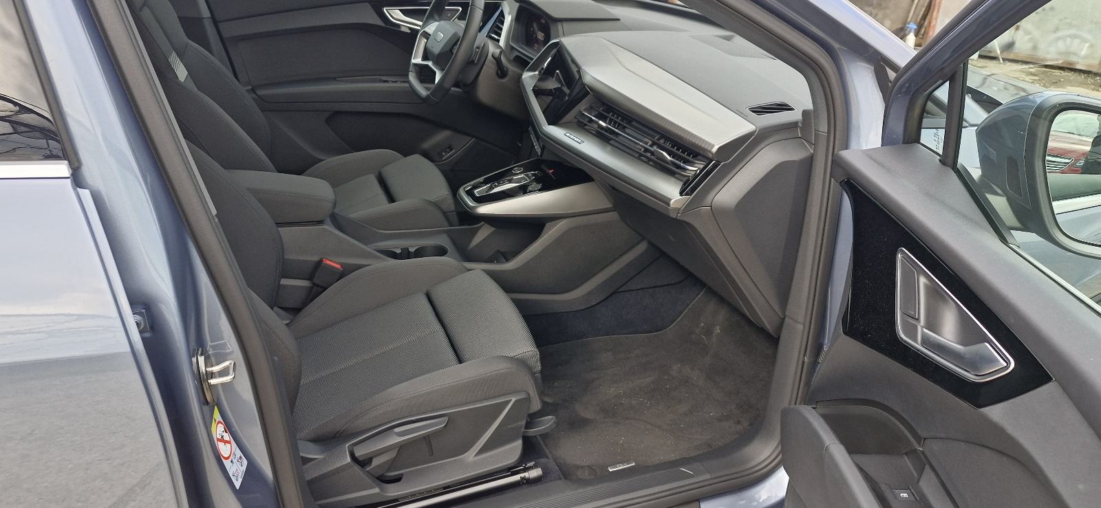 Audi Q4 e-tron e-tron 2024.6 mj, fotografija 13