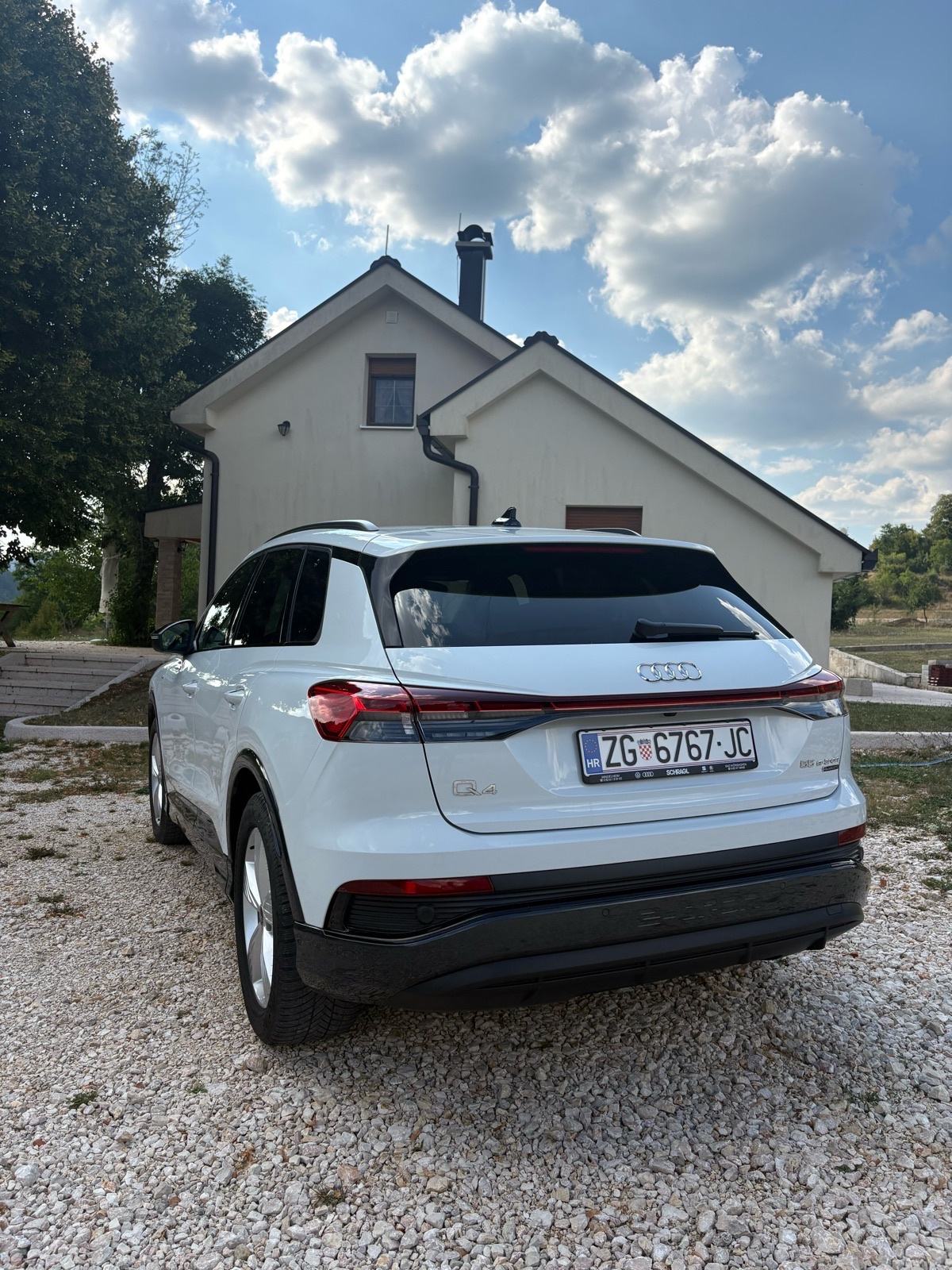 Audi Q4 e-tron e-tron automatik, fotografija 3