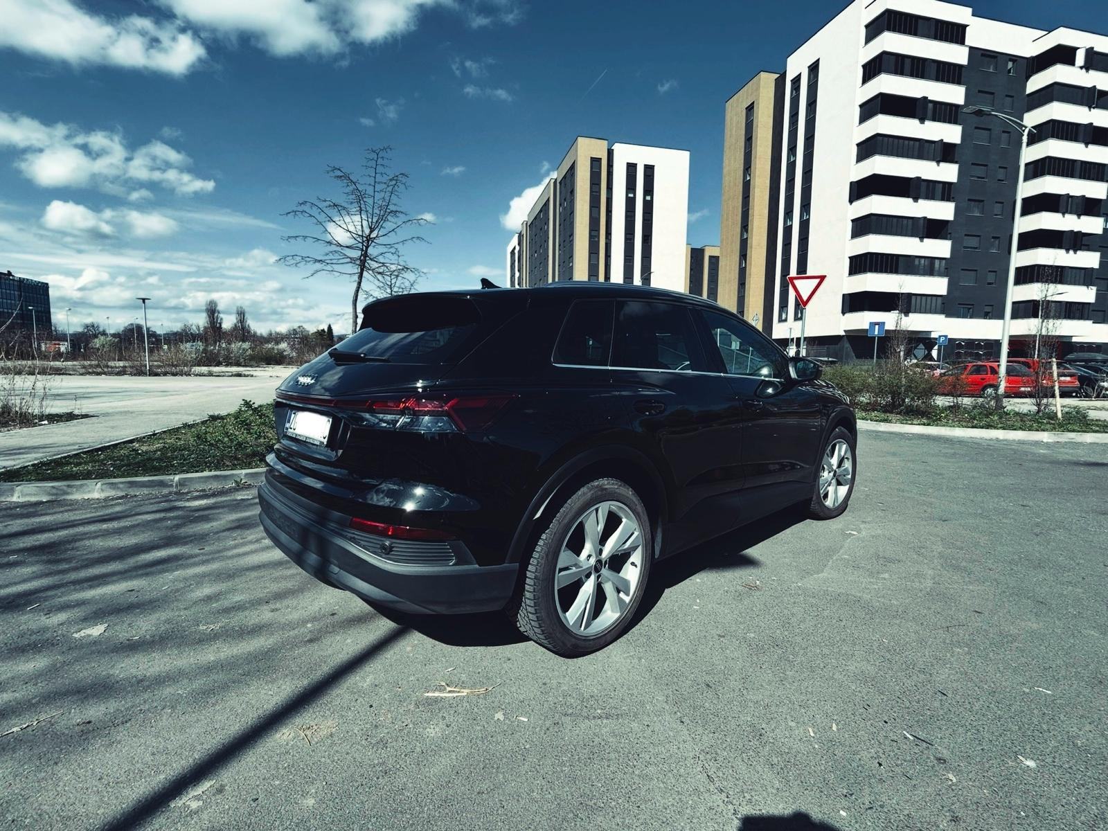 Audi Q4 e-tron, jamstvo do 2030, matrix, kao nov, fotografija 5