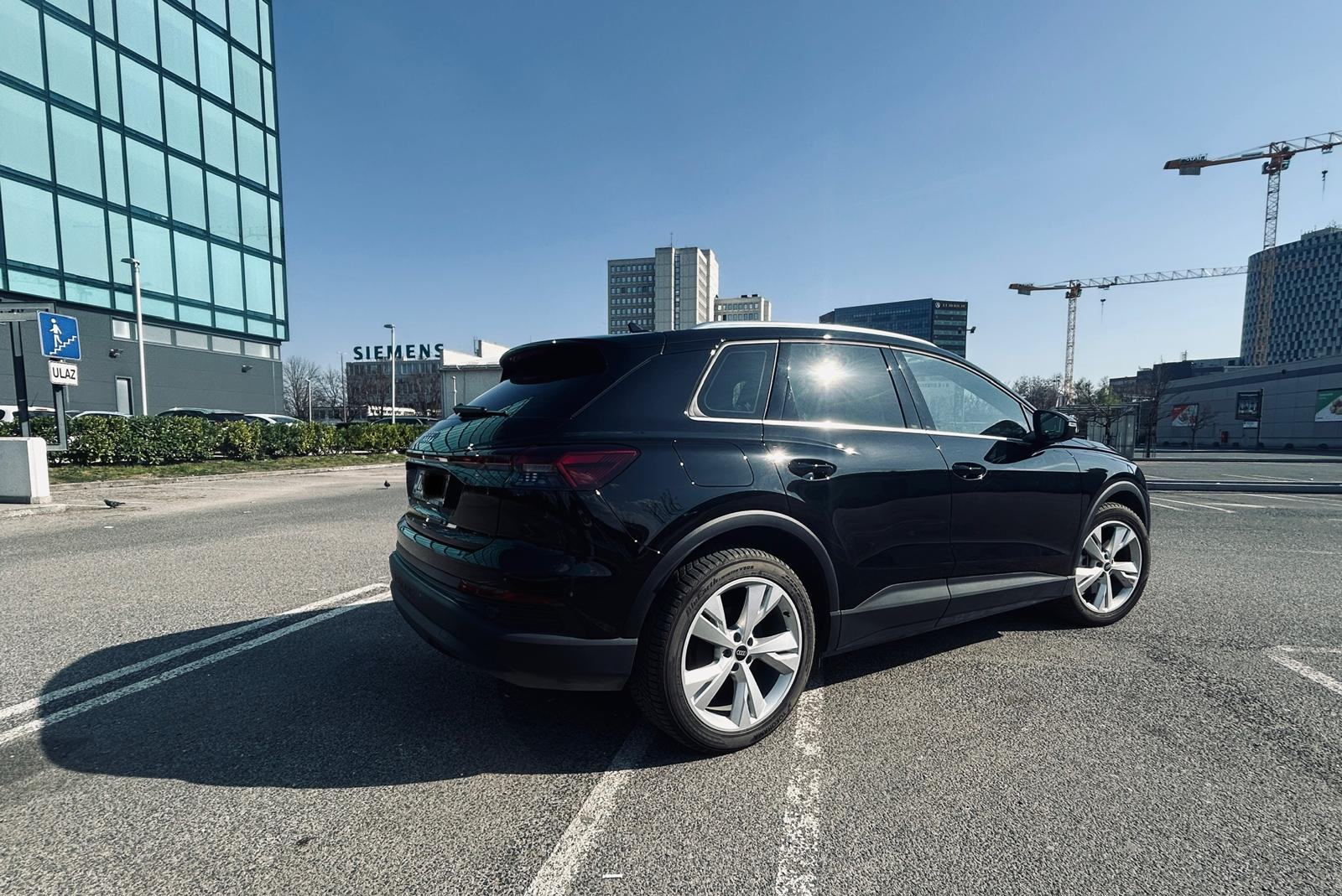 Audi Q4 e-tron, jamstvo do 2030, matrix, kao nov, fotografija 8