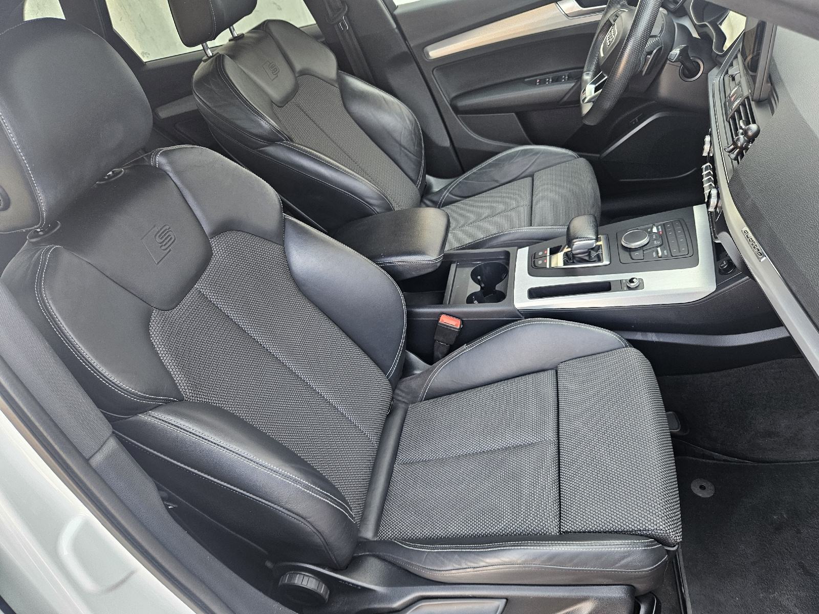 Audi Q5 2,0 TDI automatik,S-line,QUATRO, HR AUTO,!!!, fotografija 9