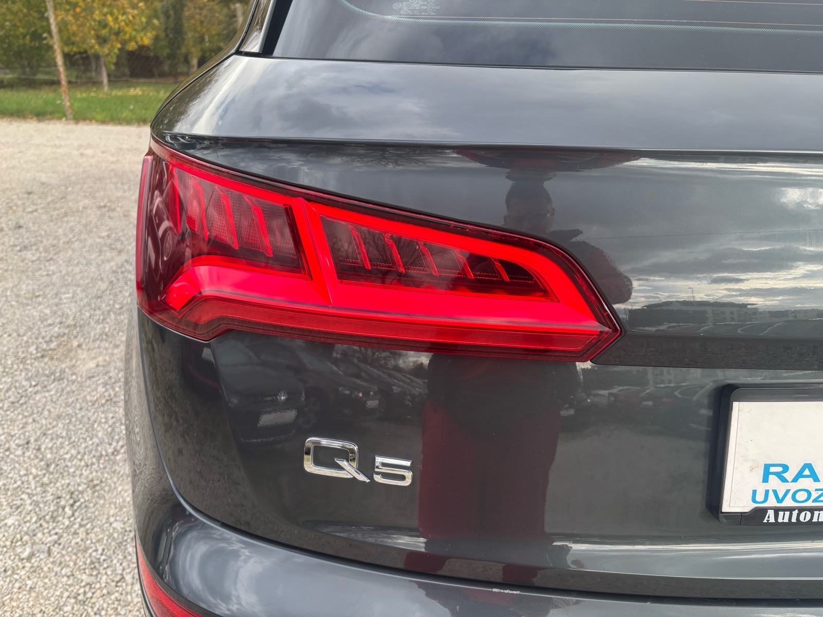 Audi Q5 2,0 TDI automatik S-line QUATTRO, fotografija 9