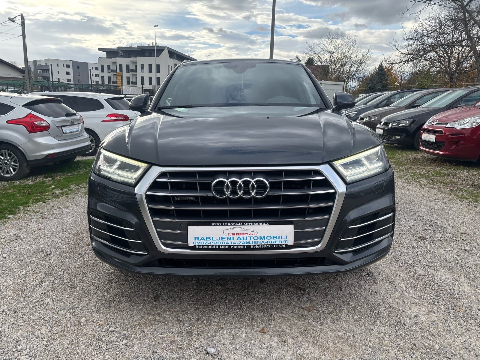 Audi Q5 2,0 TDI automatik S-line QUATTRO, fotografija 2