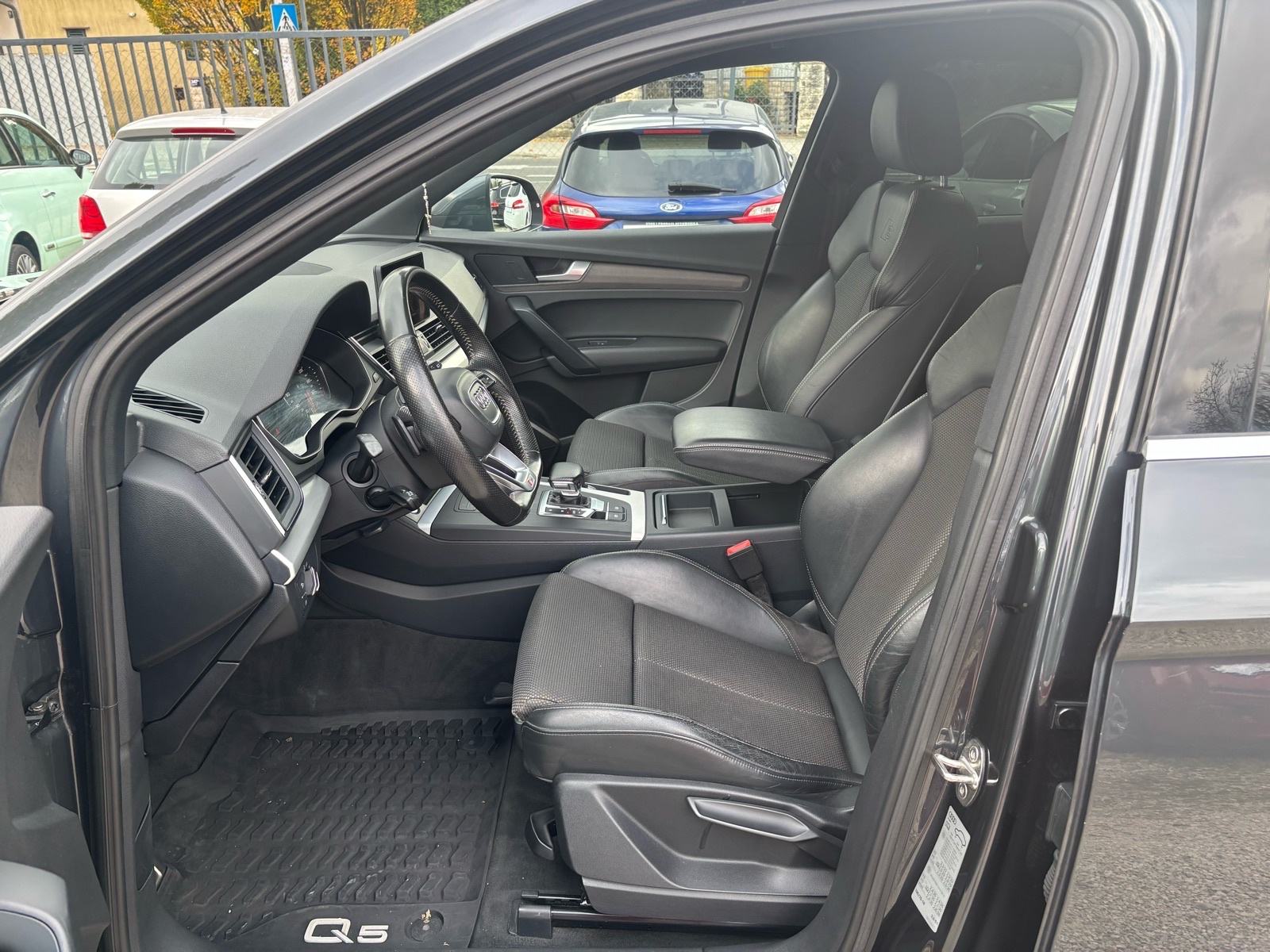 Audi Q5 2,0 TDI automatik S-line QUATTRO, fotografija 14