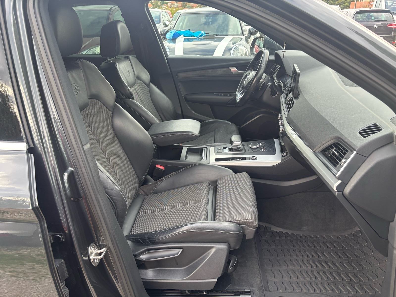 Audi Q5 2,0 TDI automatik S-line QUATTRO, fotografija 15