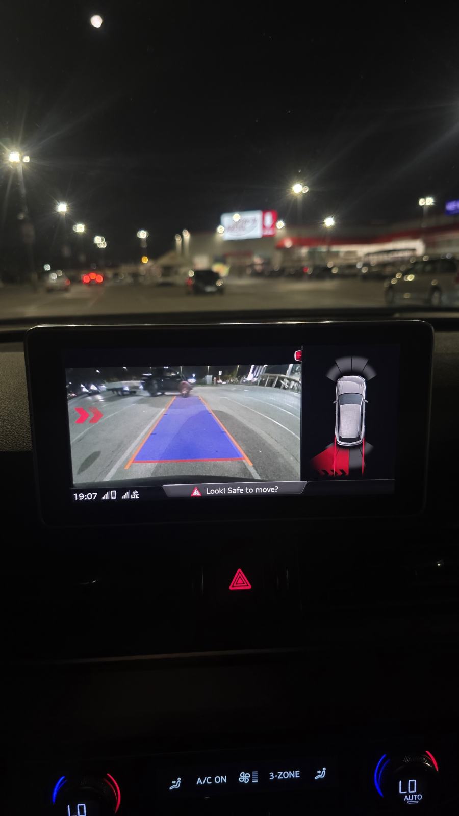 Audi Q5 2,0 TDI quattro automatik 2×S-line, cijena nije fiksna, fotografija 11