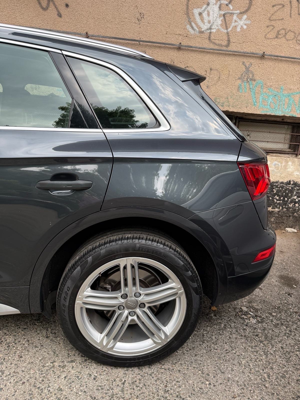 Audi Q5 2,0 TDI automatik, fotografija 4
