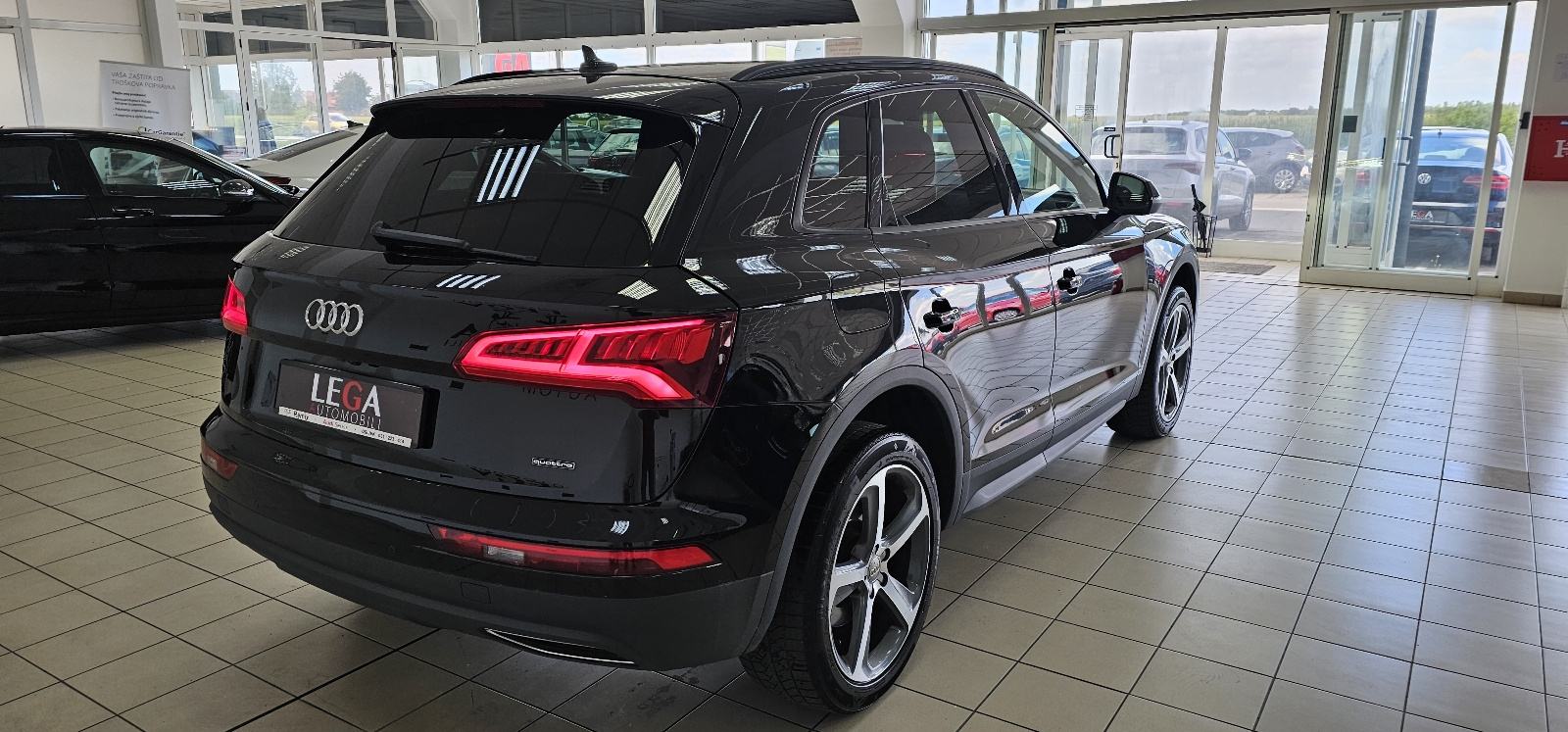 Audi Q5 2,0 TDI BLACK,automatik 4x4 190ks,VIRTUAL, fotografija 3