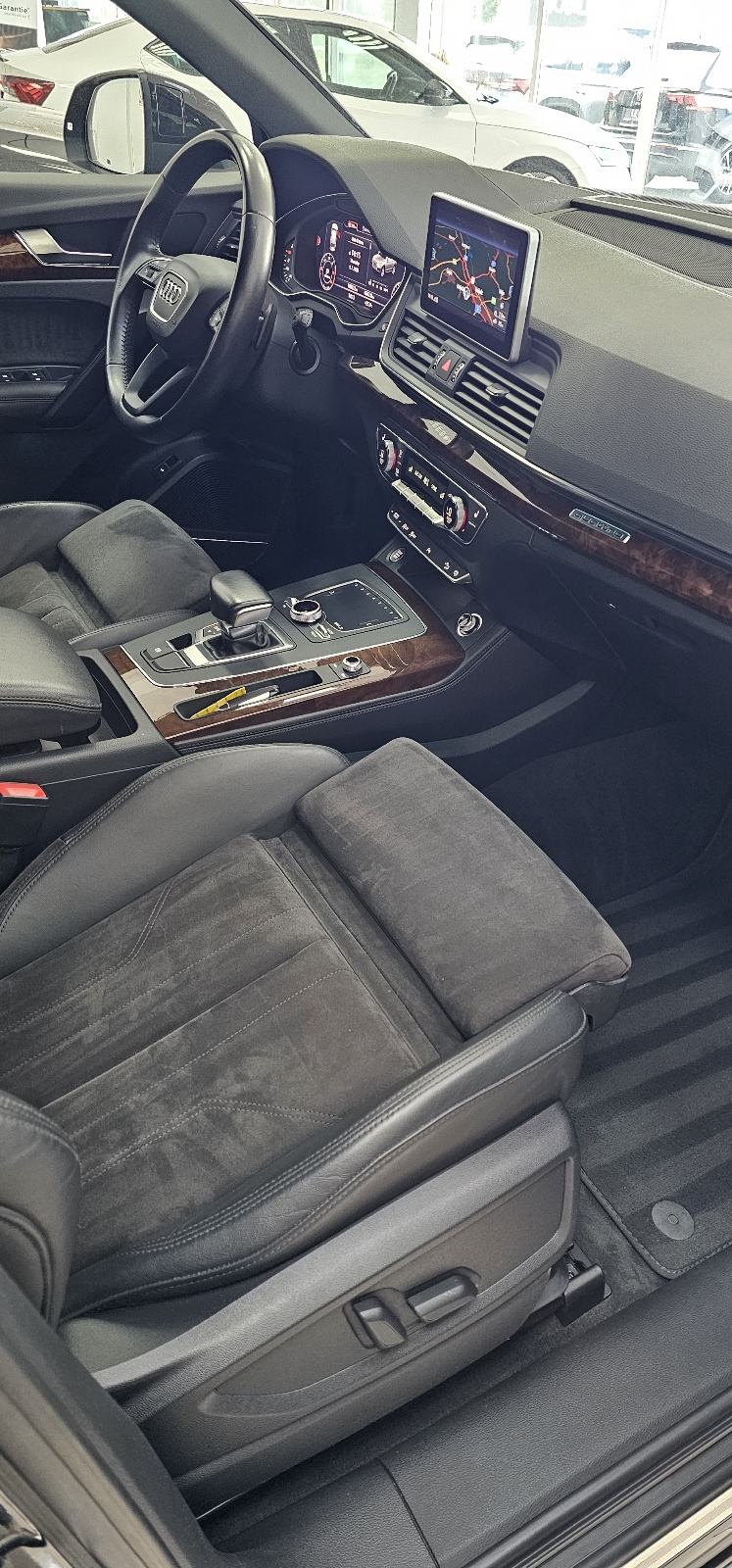 Audi Q5 2,0 TDI BLACK,automatik 4x4 190ks,VIRTUAL, fotografija 11