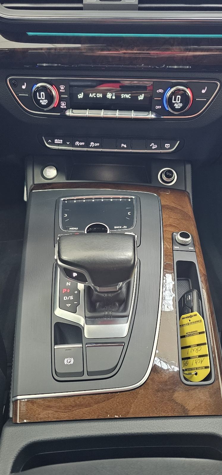 Audi Q5 2,0 TDI BLACK,automatik 4x4 190ks,VIRTUAL, fotografija 13