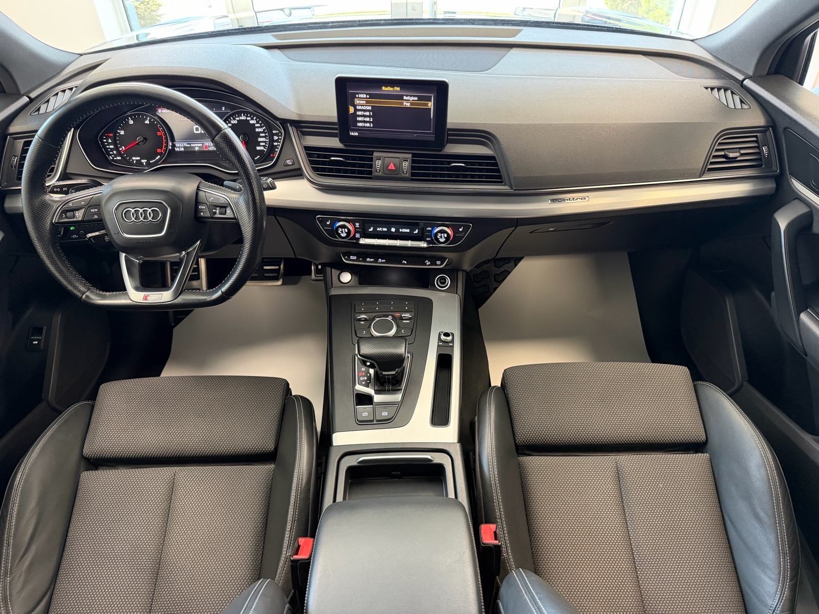 Audi Q5 2,0 TDI ⭐️S-line⭐️Quattro⭐️, fotografija 9