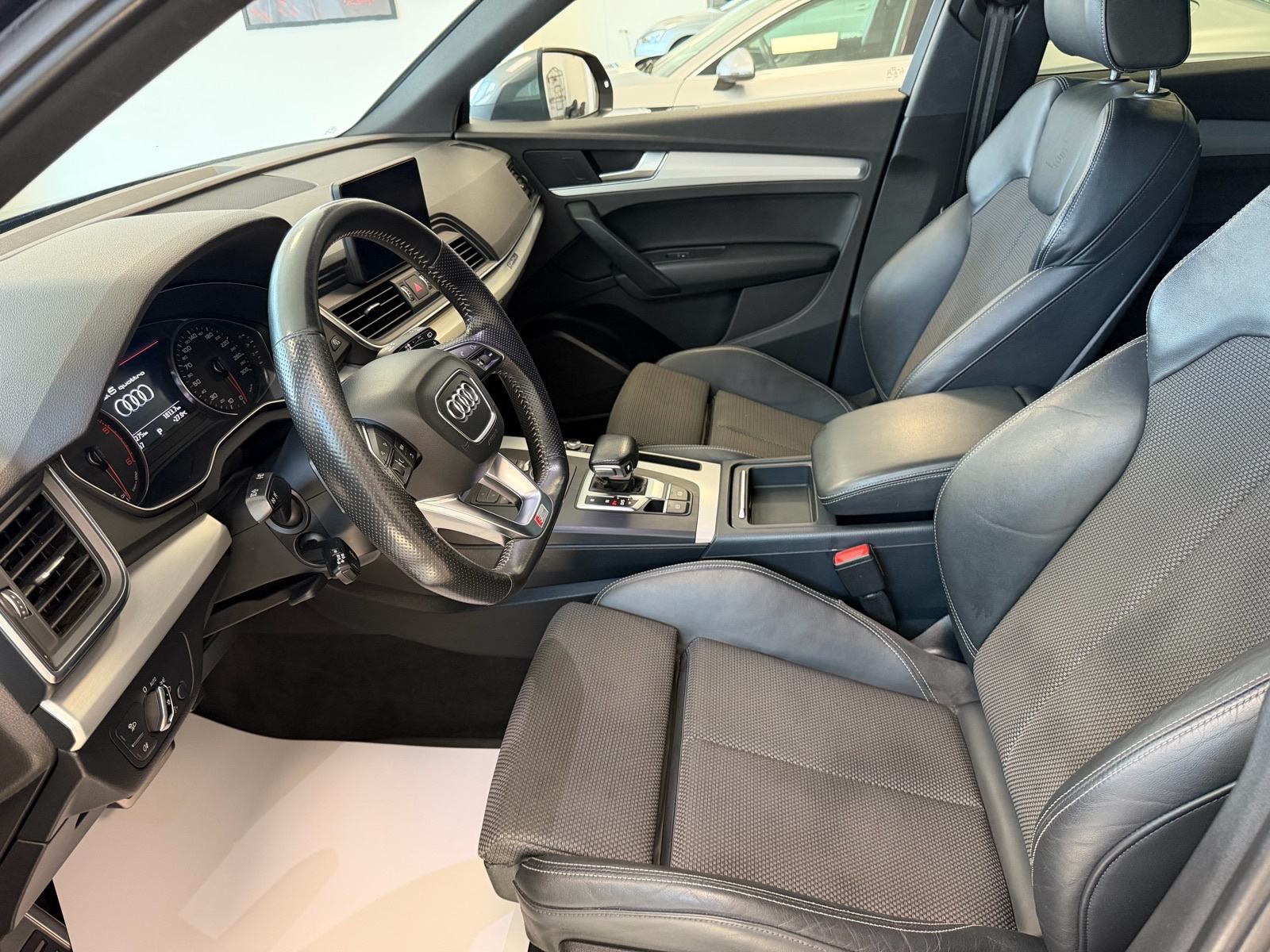 Audi Q5 2,0 TDI ⭐️S-line⭐️Quattro⭐️, fotografija 11