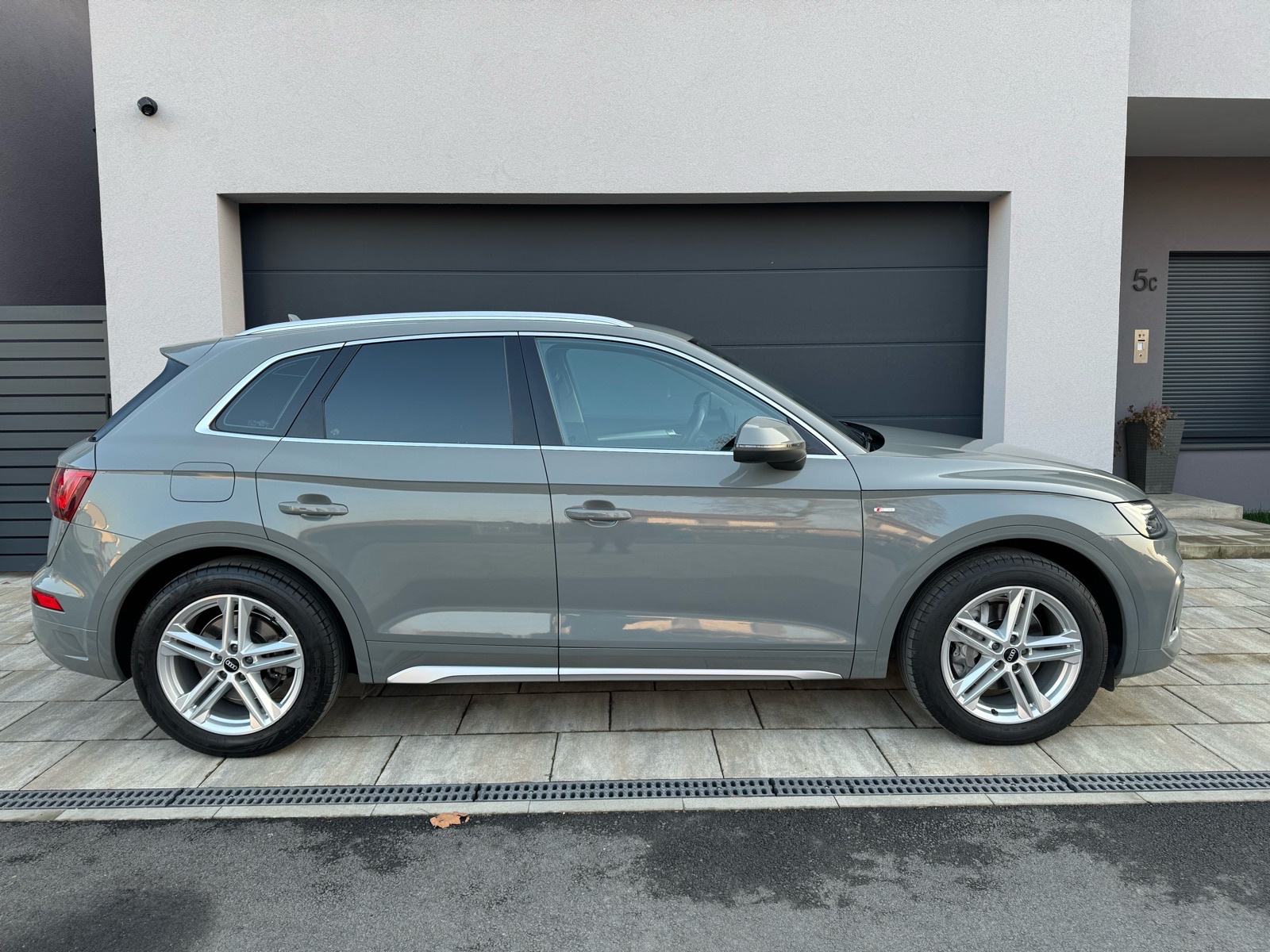 Audi Q5 40TDI Sline - VIRTUAL, JAMSTVO, LEASING BEZ UČEŠĆA, fotografija 9