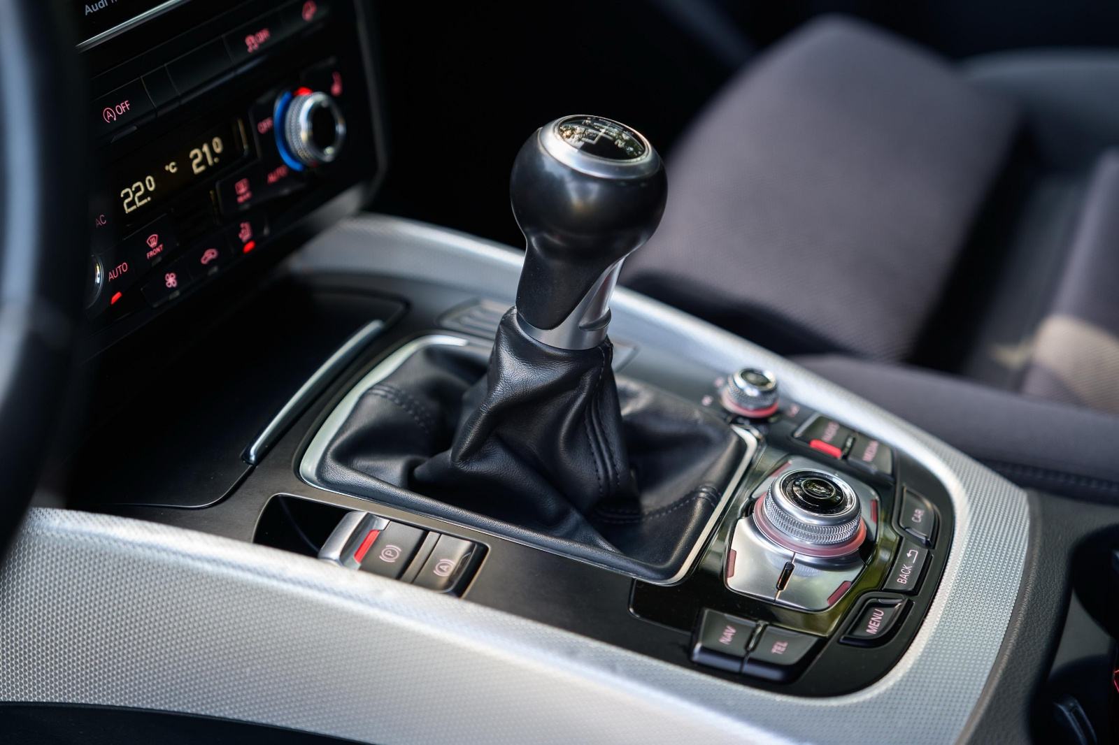 Audi Q5 2,0 TDI Quattro 130kw, fotografija 15