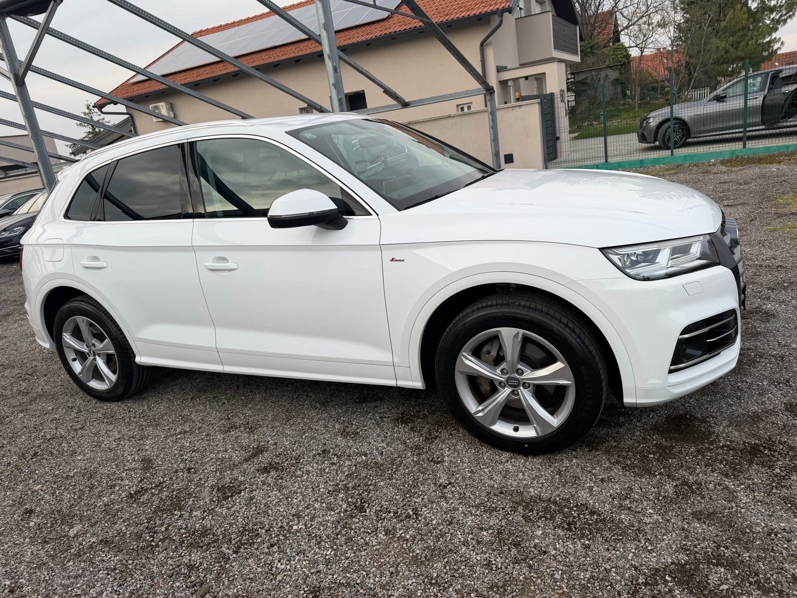 Audi Q5 2.0 TDI quattro,190KS,S-tronic,ACC,S-line,Veliki servis, fotografija 4