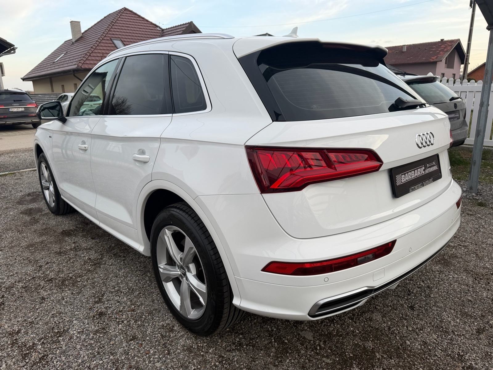 Audi Q5 2.0 TDI quattro,190KS,S-tronic,ACC,S-line,Veliki servis, fotografija 7