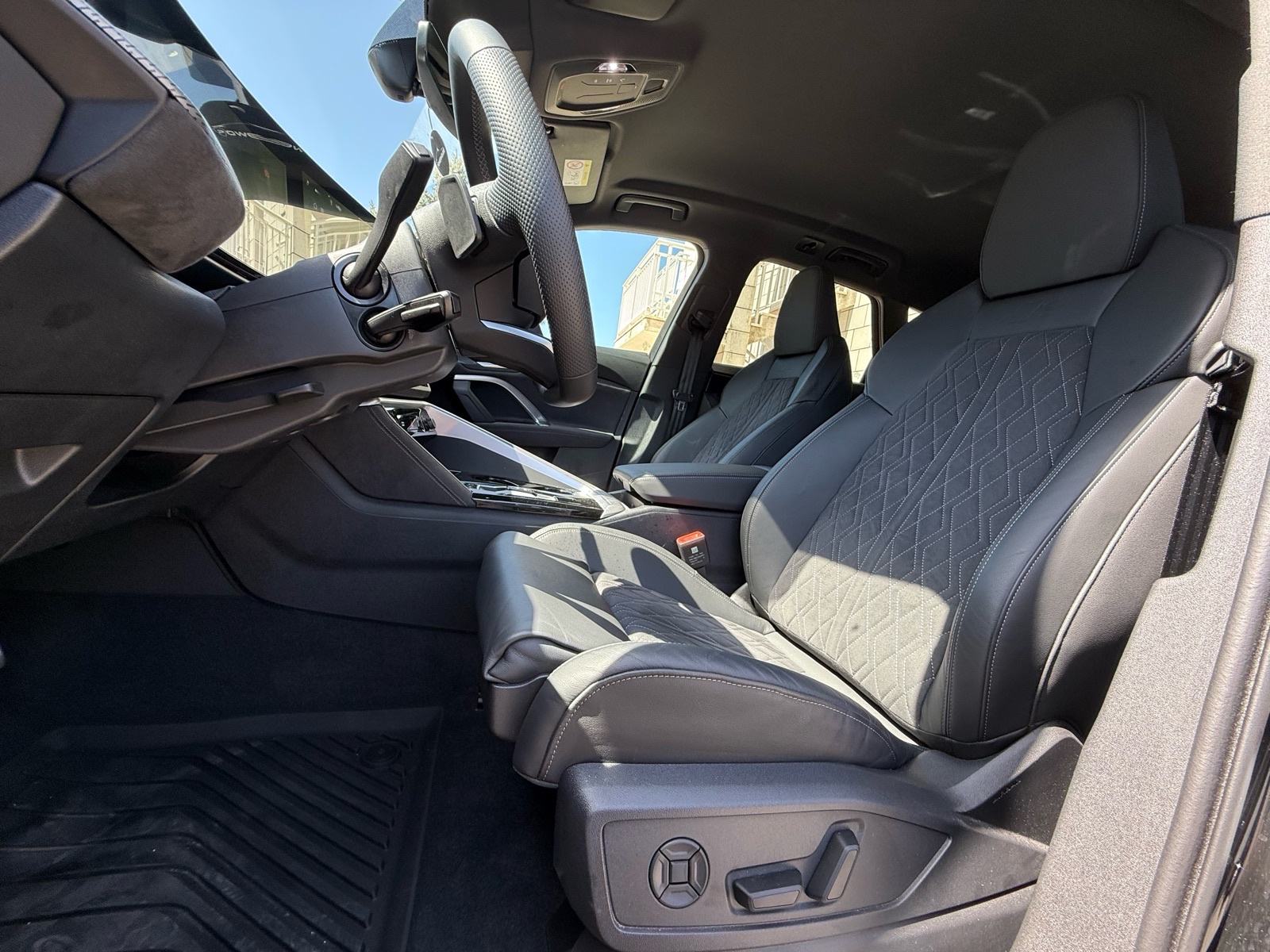 Audi Q5 2.0 Tdi Quattro automatik S-line⭐️Novi model⭐️, fotografija 19