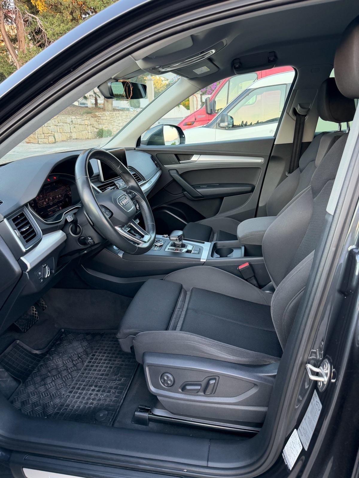 Audi Q5 2.0 TDI QUATTRO S-tronic Sport, fotografija 12
