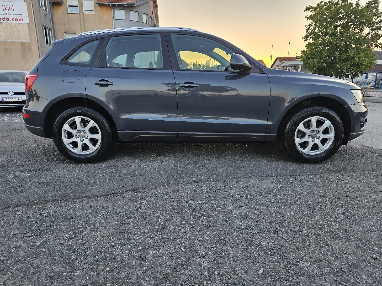 Audi Q5 2,0 TDI QUATTRO ***TOP-STANJE***NAVIGACIJA***XENON***, fotografija 4