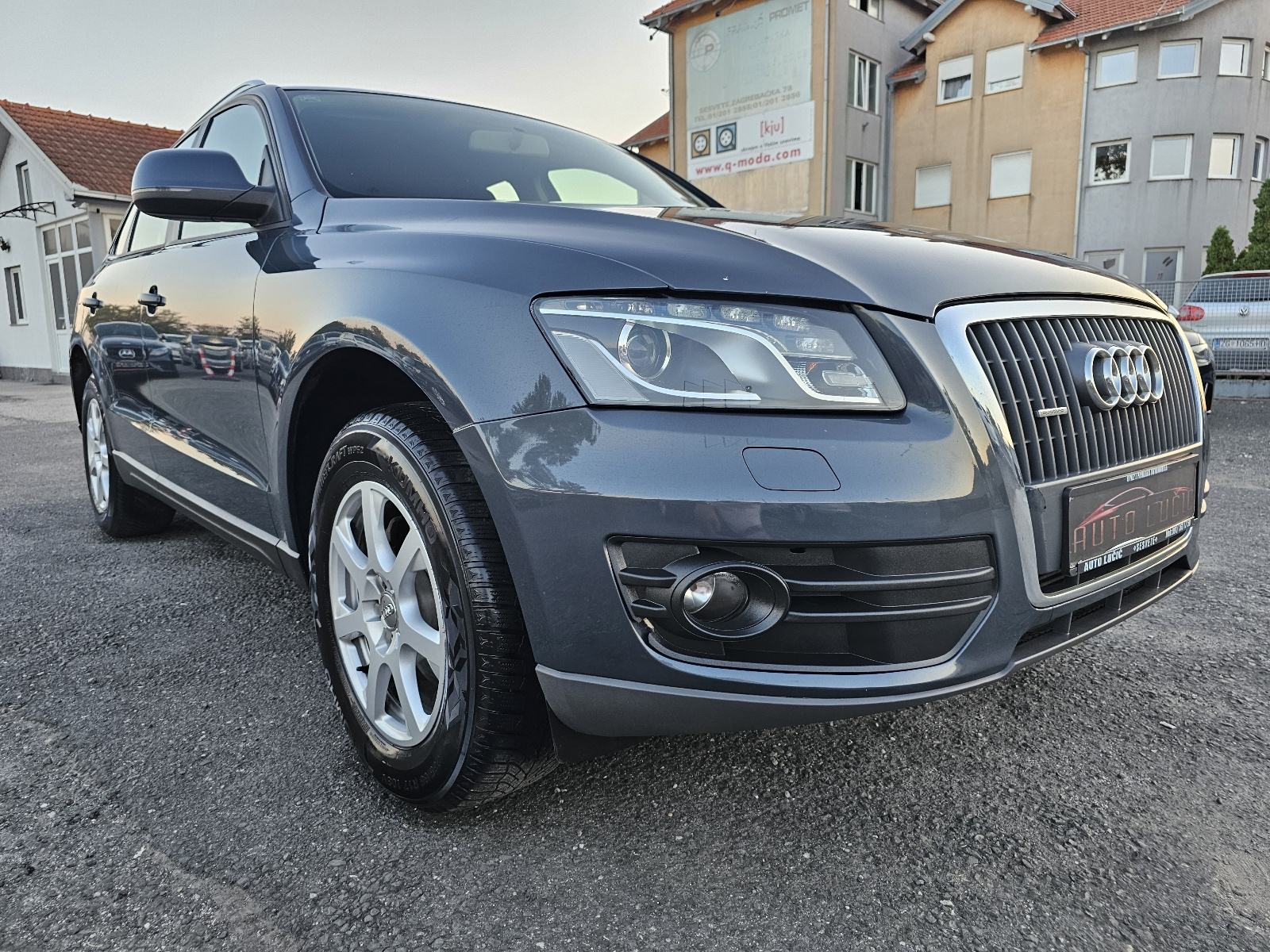 Audi Q5 2,0 TDI QUATTRO ***TOP-STANJE***NAVIGACIJA***XENON***, fotografija 3