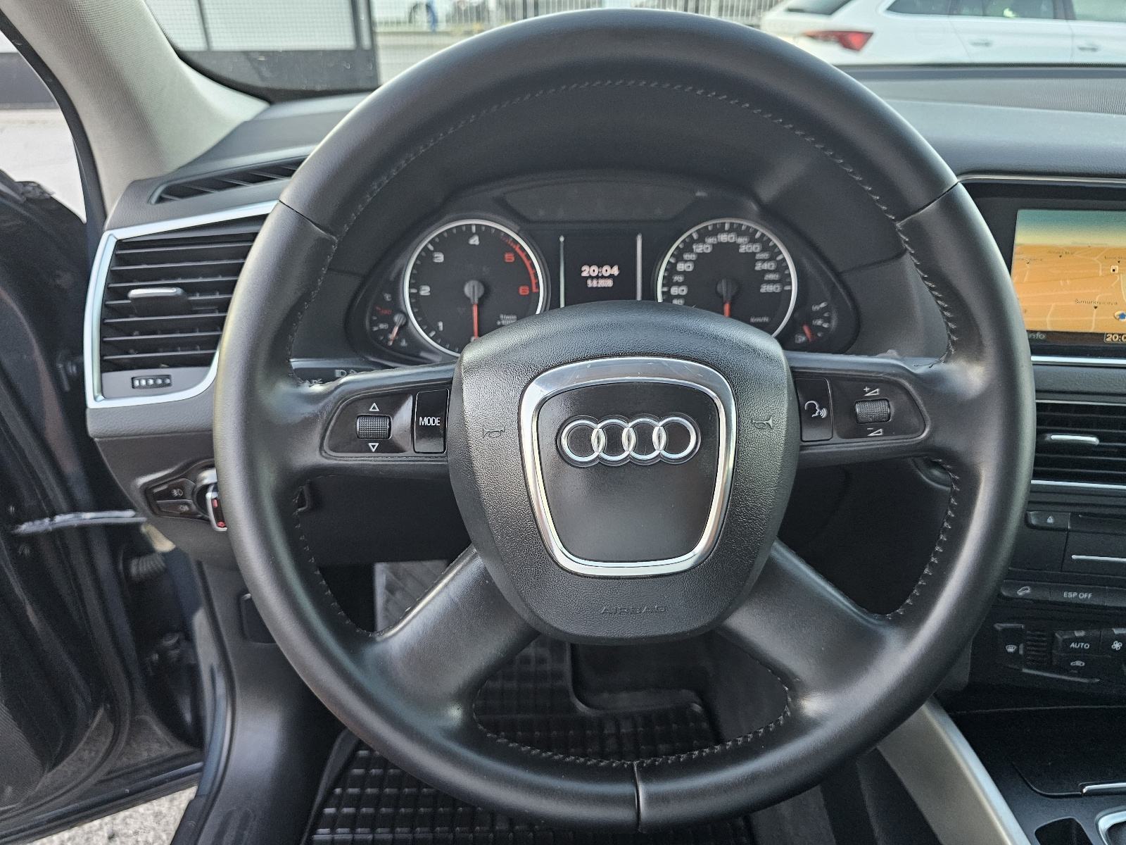 Audi Q5 2,0 TDI QUATTRO ***TOP-STANJE***NAVIGACIJA***XENON***, fotografija 18