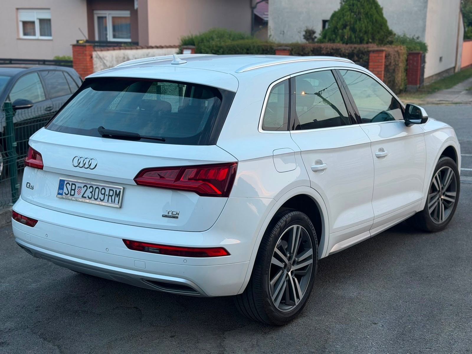 Audi Q5 2.0 TDI Quattro/S-tronic/161TKM/Alcantara/Odlično stanje, fotografija 4