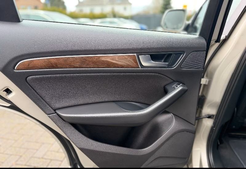 Audi Q5 2,0TDI,Navi,Koža,Sport.sjedala,Bi-xenon,LED,Alu,CD izmjenjivač, fotografija 14