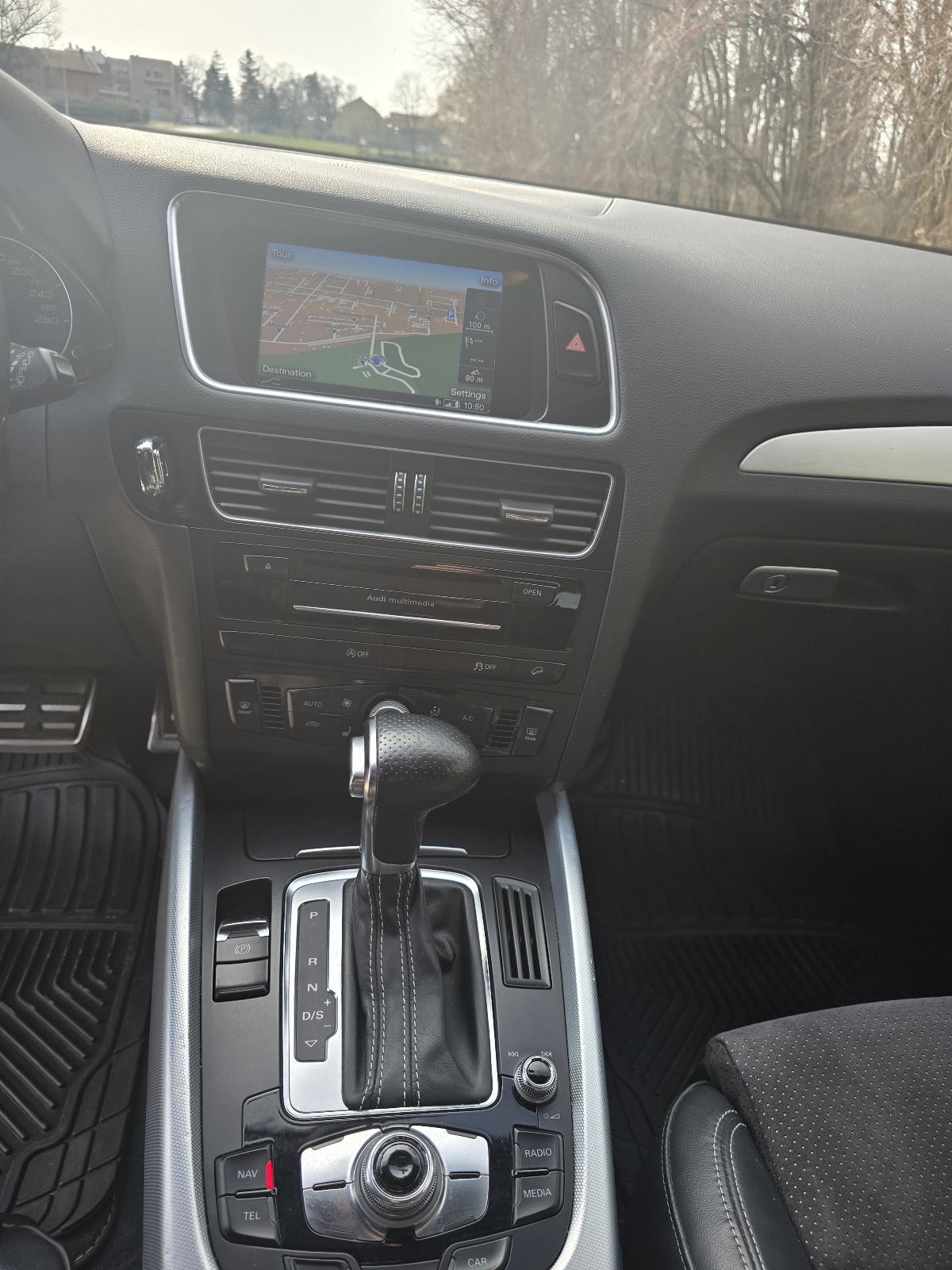Audi Q5 2,0 TDI, fotografija 10