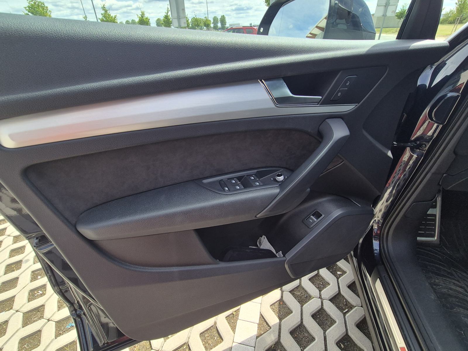 Audi Q5 2,0 TDI s line ,pano, 190ks, virtual, fotografija 11