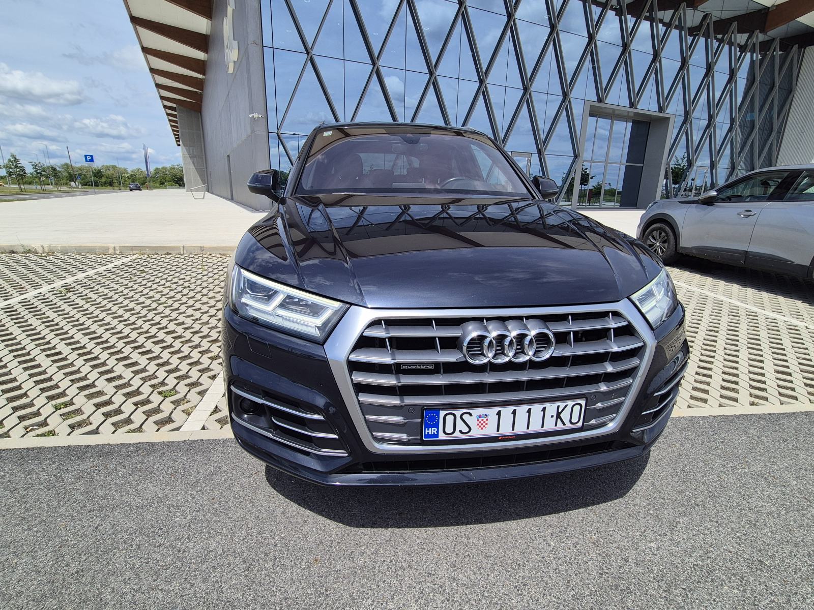 Audi Q5 2,0 TDI s line ,pano, 190ks, virtual, fotografija 5