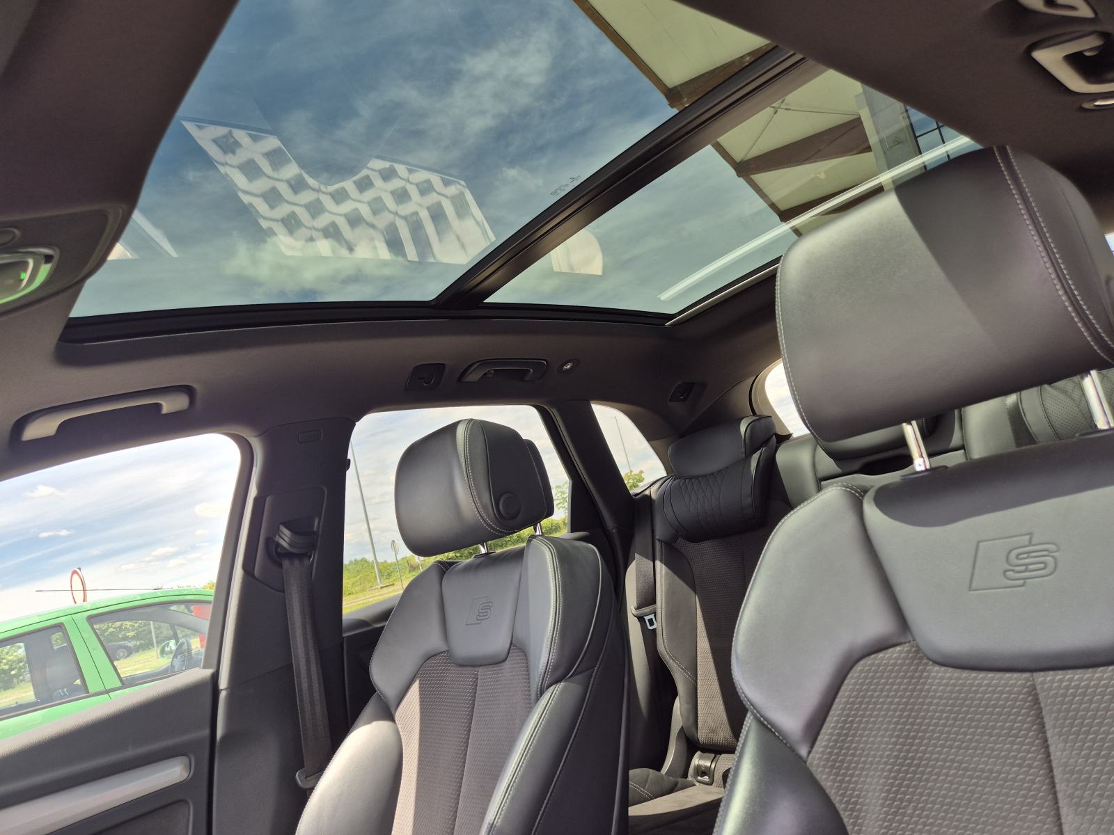Audi Q5 2,0 TDI s line ,pano, 190ks, virtual, fotografija 13
