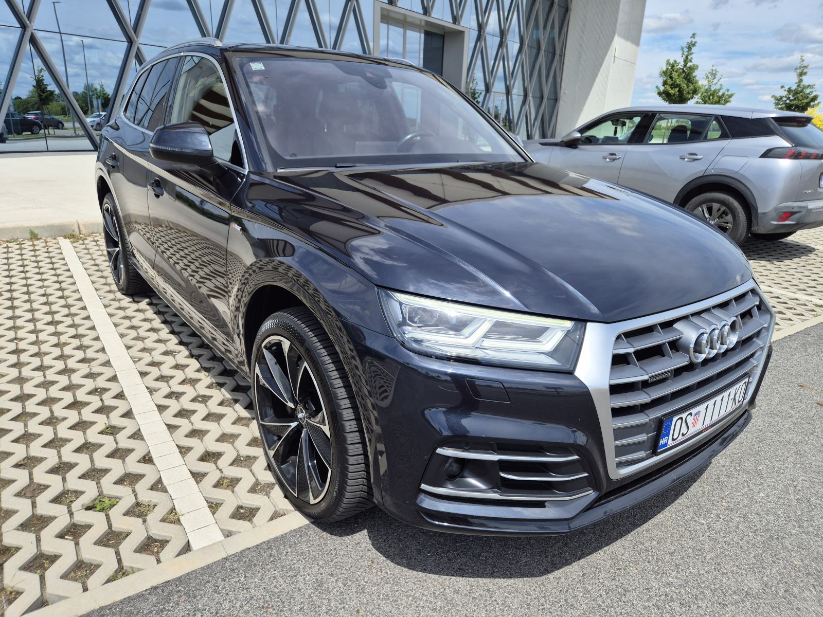 Audi Q5 2,0 TDI s line ,pano, 190ks, virtual, fotografija 6