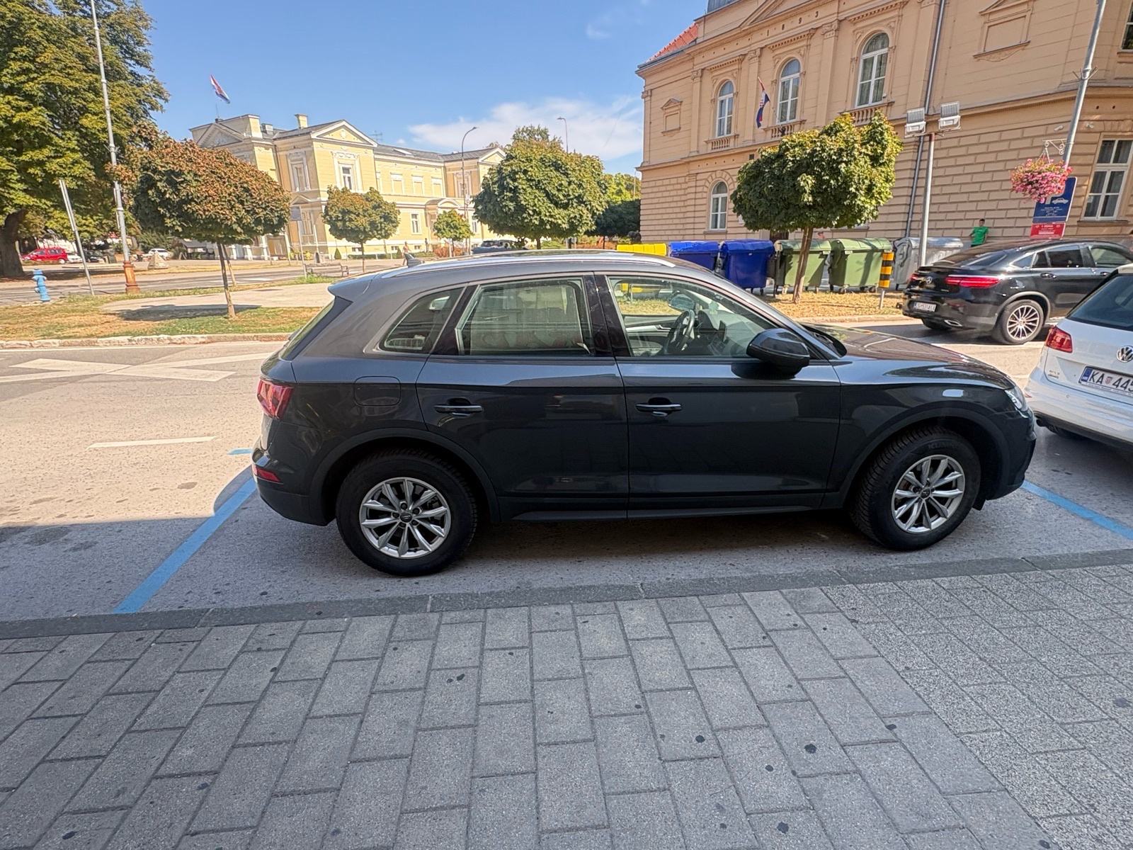 Audi Q5 2,0 TDI, fotografija 3