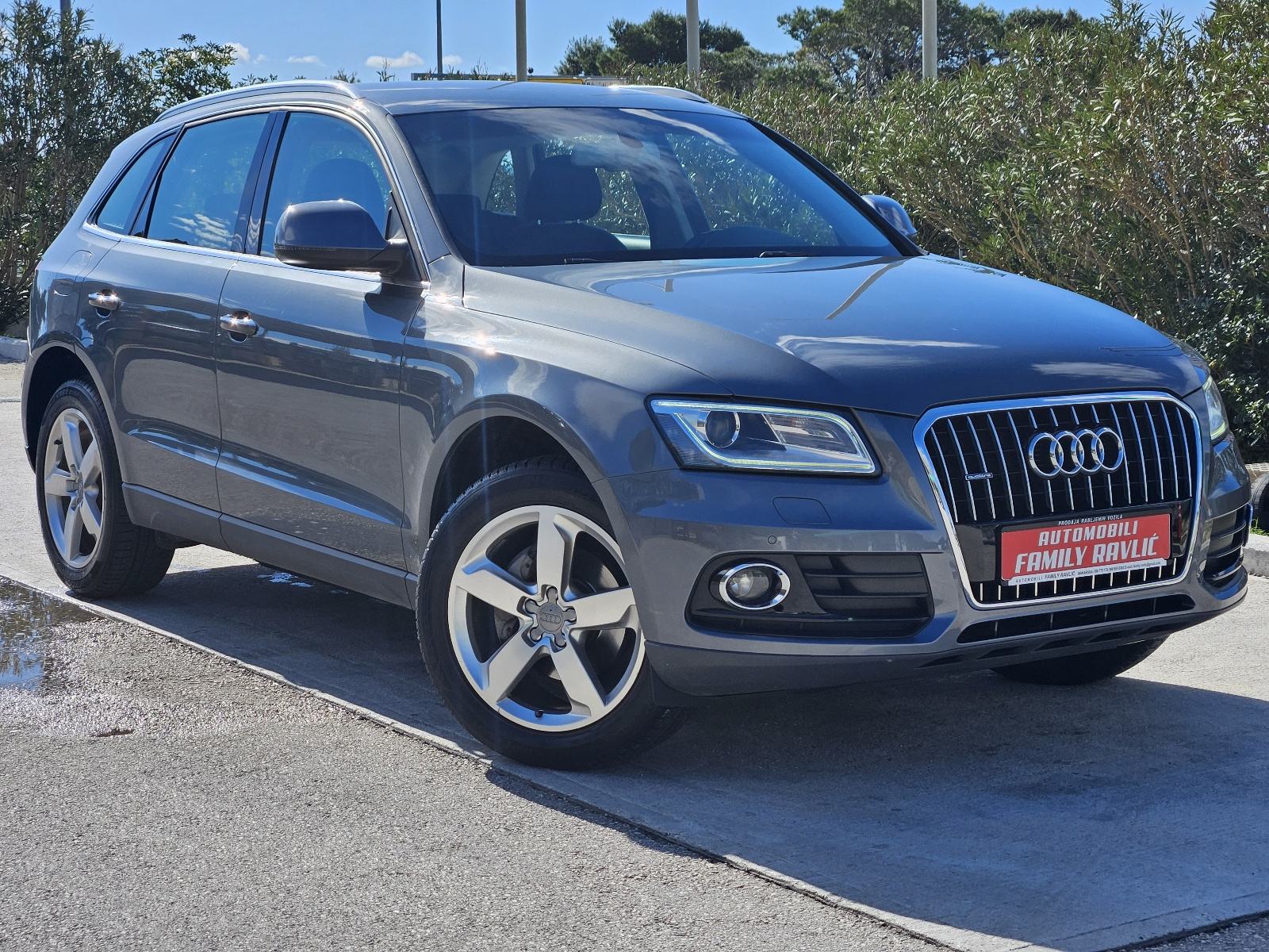 Audi Q5 2,0 TDI Sport S-tronic Quattro*140kw*Euro6*Led*Xenon*, fotografija 3