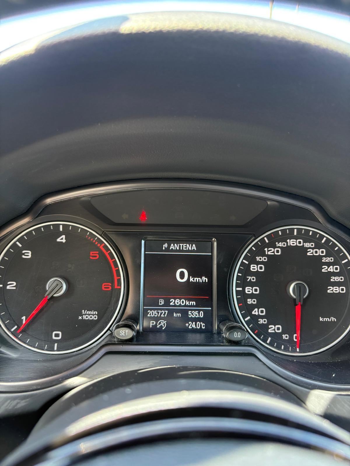 Audi Q5 2,0 TDI quattro S-tronic S line, fotografija 18