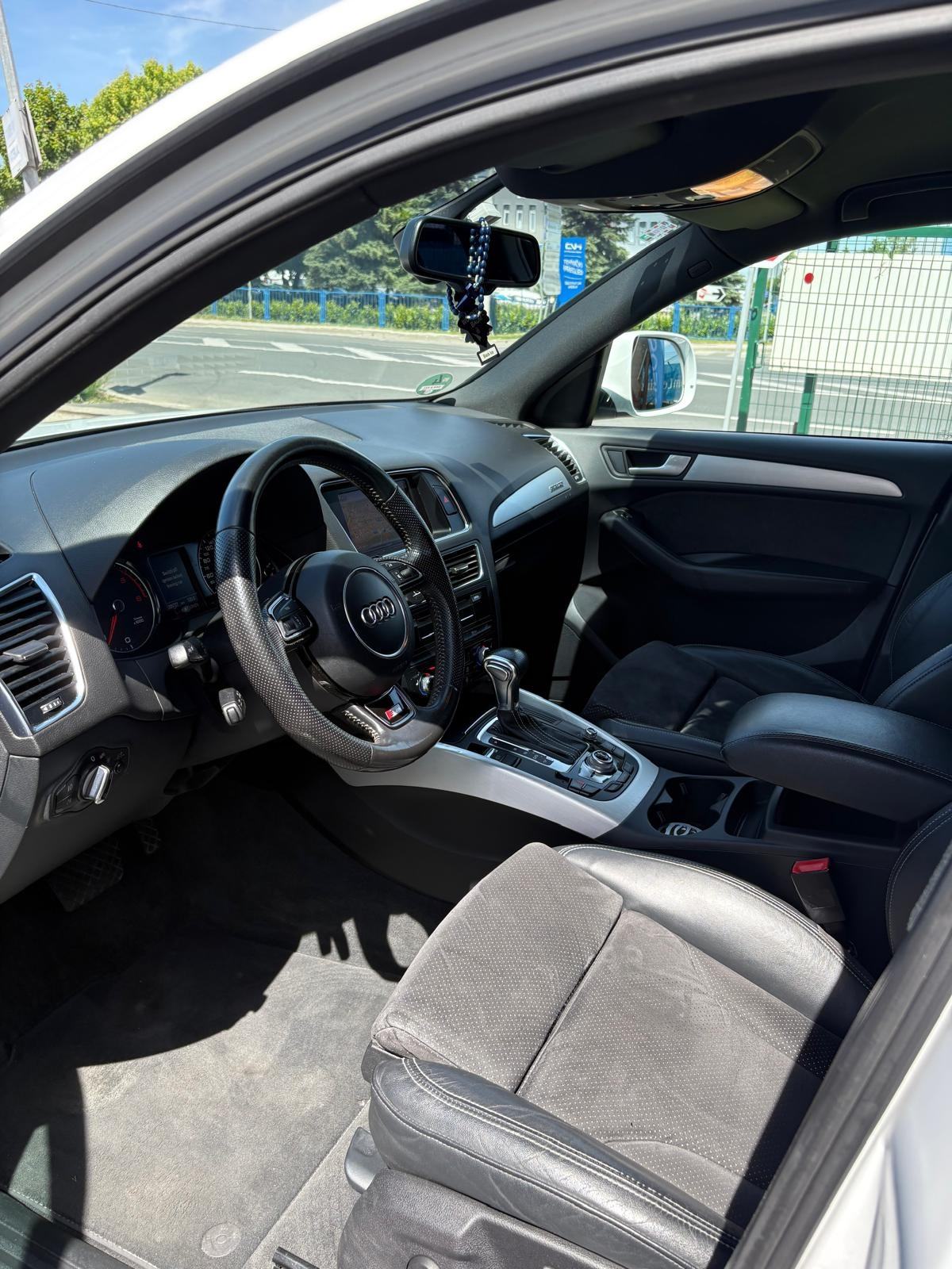 Audi Q5 2,0 TDI quattro S-tronic S line, fotografija 10