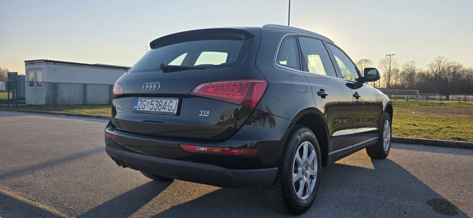 Audi Q5 2,0 TDI S-tronic Quattro. Odličan . Reg 07/27, fotografija 4