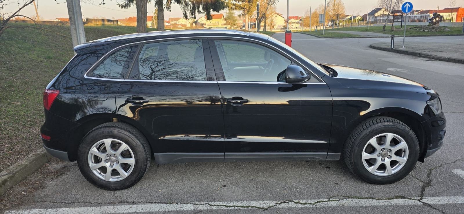 Audi Q5 2,0 TDI S-tronic Quattro. Odličan . Reg 07/27, fotografija 8