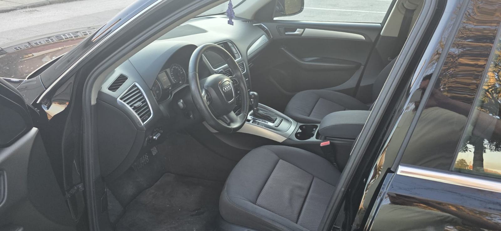 Audi Q5 2,0 TDI S-tronic Quattro. Odličan . Reg 07/27, fotografija 14