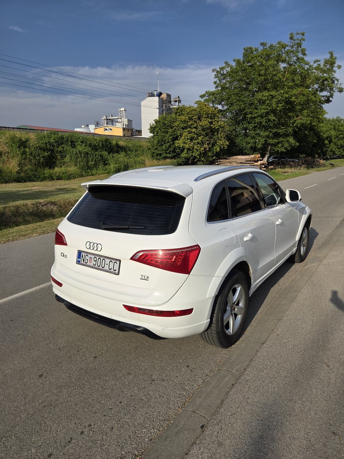 Audi Q5 2,0 TDI S-tronic Quattro, fotografija 6
