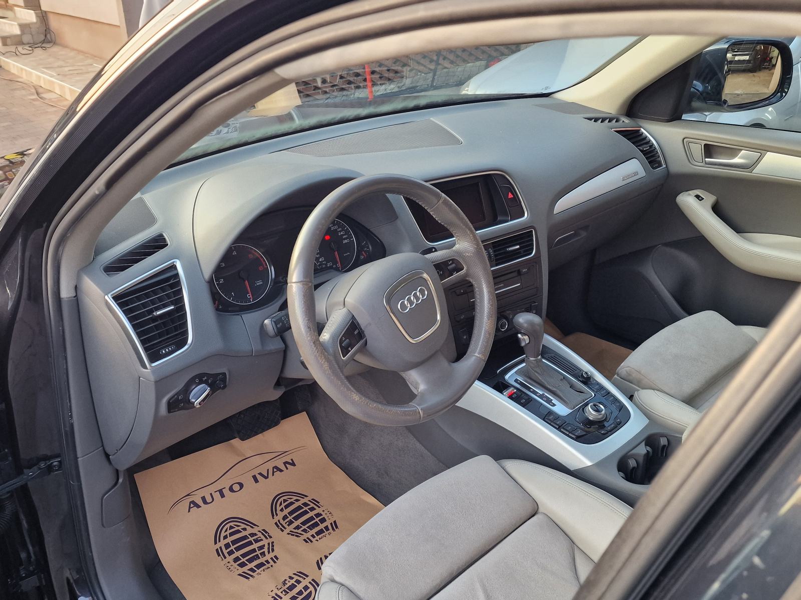 Audi Q5 2,0 TDI S-tronic, fotografija 10
