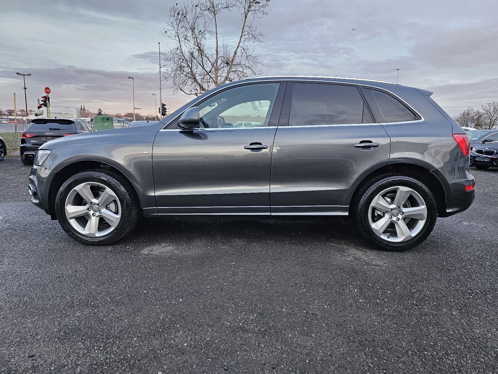 Audi Q5 2,0 TDI S-tronic ***TRI PUTA S-LINE***HR-VOZILO***TOP-STANJE**, fotografija 8